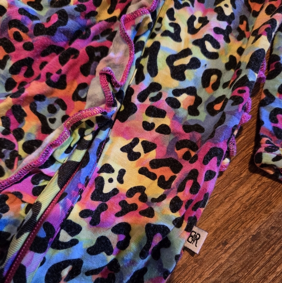 Bums & Roses Ruffle Butt Sleepers - Picture 3 of 8